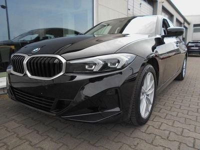 Usata BMW 318 156 CV (114 kW) 2024 Nero Berlina