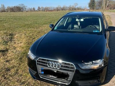 Gebraucht Audi A4 150 PS (110 kW) 2013 Schwarz Kombi