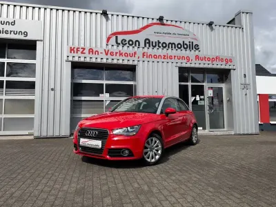 Gebraucht Audi A1 Ambition 122 PS (89 kW) 2011 Rot Kleinwagen