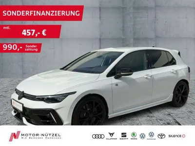 Gebraucht VW Golf VIII Black Edition 333 PS (244 kW) 2024 Pure white Limousine