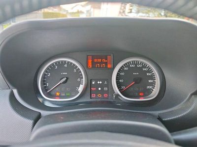 Gebraucht Dacia Duster Lauréate 105 PS (77 kW) 2012 Weiß SUV