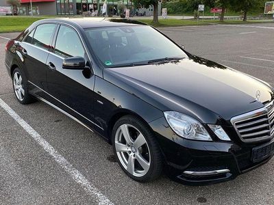 Mercedes E200