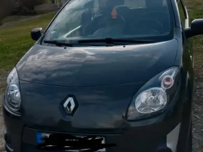 Second-hand Renault Twingo 75 CP (55 kW) 2011 Negru Hatchback