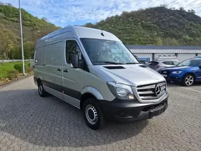 Używany Mercedes Sprinter 143 KM (105 kW) 2017 Srebrny Van