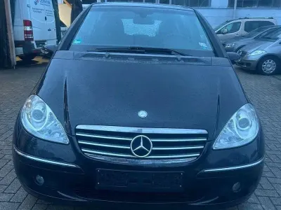 Second-hand Mercedes A170 116 CP (85 kW) 2006 Negru Berlinǎ