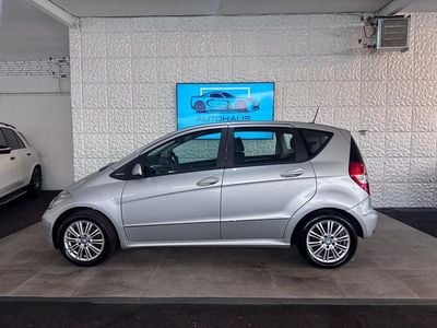 Gebraucht Mercedes A160 Elegance 95 PS (69 kW) 2011 Silber Limousine