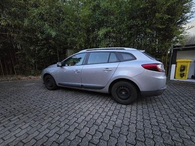 Gebraucht Renault Mégane III 110 PS (80 kW) 2013 Grau Limousine