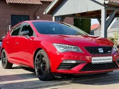 Używany Seat Leon CUPRA 301 KM (221 kW) 2017 Czerwony Sedan/Limuzyna