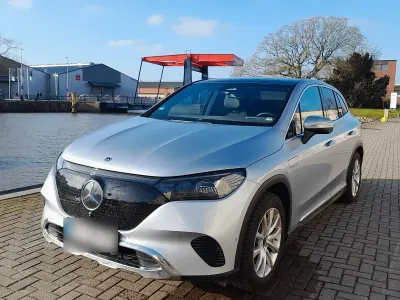 Gebraucht Mercedes EQE300 180 kW (245 PS) 2023 Silber SUV