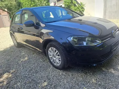 Używany VW Golf VII 86 KM (63 kW) 2013 Czarny Sedan/Limuzyna