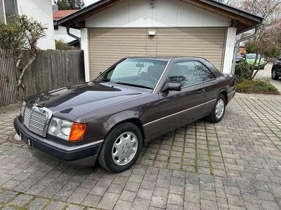 Usata Mercedes 230 132 CV (97 kW) 1991 Marrone Coupé