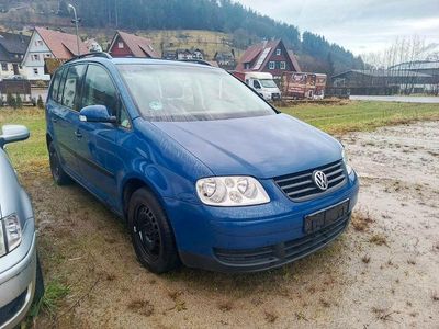 Blau Gebraucht 2005 VW Touran Trendline Van / Kleinbus | 550 € (Superpreis)