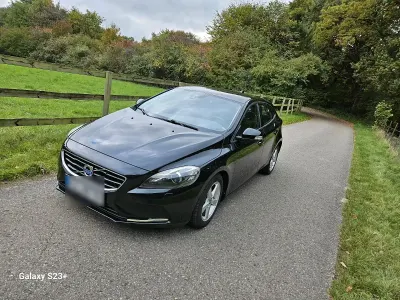 Gebraucht Volvo V40 114 PS (83 kW) 2014 Schwarz Limousine