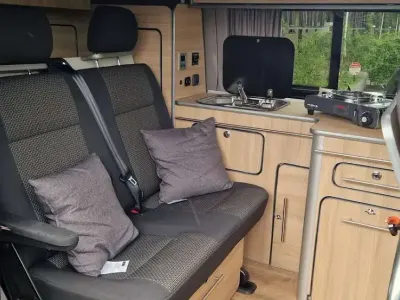 Gebraucht VW Transporter 110 PS (80 kW) 2020 Silber Van