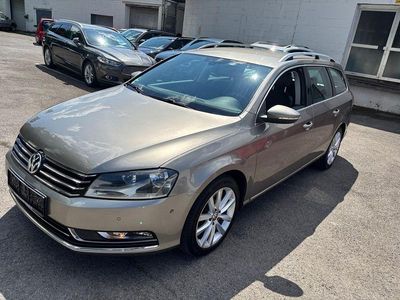 Gebraucht VW Passat Highline 211 PS (155 kW) 2012 Braun Kombi