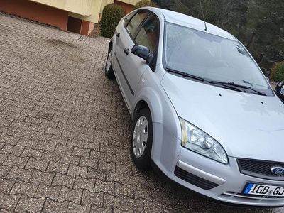 Silber Gebraucht 2005 Ford Focus Kombi | 900 € (Superpreis)