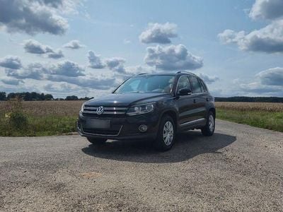 Gebraucht VW Tiguan Cup 140 PS (102 kW) 2014 Schwarz SUV