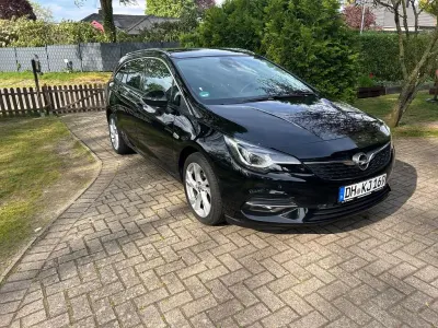Używany Opel Astra Elegance 145 KM (106 kW) 2020 Czarny Kombi