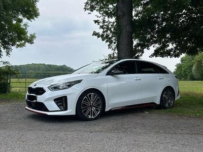 Kia ProCeed GT