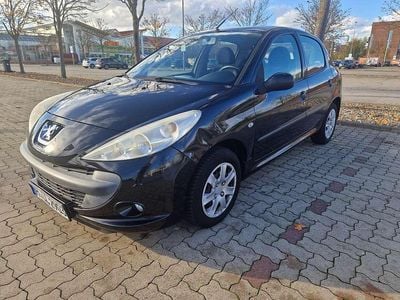Gebraucht Peugeot 207 Urban Move 95 PS (69 kW) 2009 Limousine