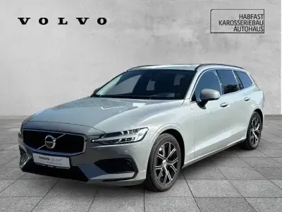 Gebraucht Volvo V60 145 PS (106 kW) 2023 Kombi