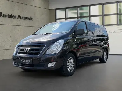 Gebraucht Hyundai H-1 170 PS (125 kW) 2018 Braun Van / Kleinbus