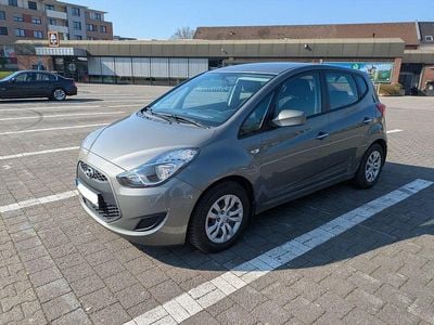 Gebraucht Hyundai i20 125 PS (91 kW) 2019 Grau Kleinwagen