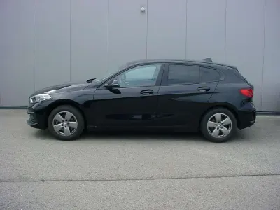 Gebraucht BMW 116 109 PS (80 kW) 2021 Schwarz Kleinwagen