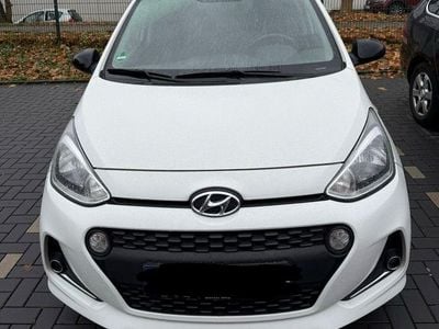 Weiß Gebraucht 2020 Hyundai i10 Kleinwagen | 10.499 € (Fairer Preis)