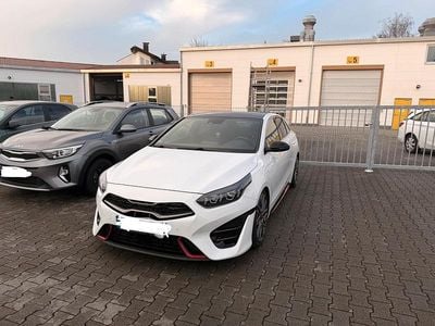 Gebraucht Kia ProCeed GT 204 PS (150 kW) 2022 Weiß Kombi