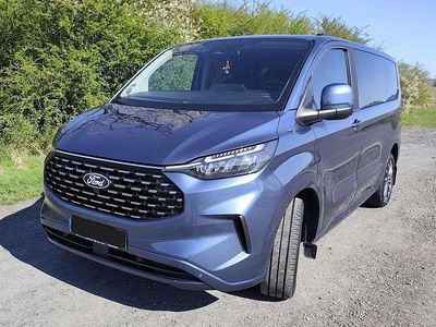 Second-hand Ford Tourneo Titanium 170 CP (125 kW) 2025 Albastru Monovolum