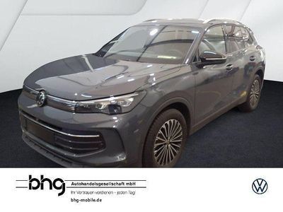 Grau Gebraucht 2025 VW Tiguan Life SUV | 36.930 € (Fairer Preis)