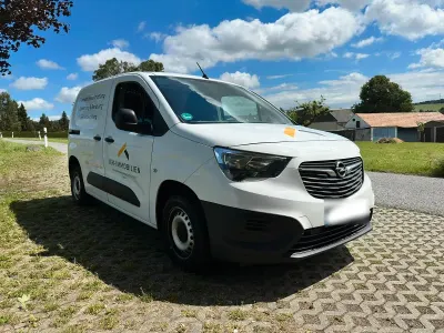 Gebraucht Opel Combo 75 PS (55 kW) 2018 Weiß Van / Kleinbus
