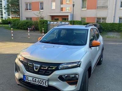 Usado Dacia Spring Essentiel 33 kW (45 HP) 2021 Prateado Citadino