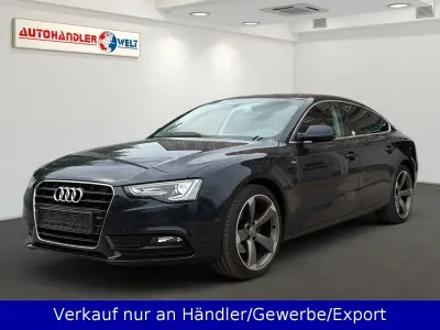 Gebraucht Audi A5 Sportback S-Line 177 PS (130 kW) 2015 Mondscheinblau Kleinwagen