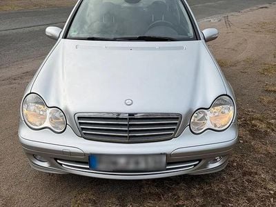 Gebraucht Mercedes C200 163 PS (119 kW) 2004 Limousine