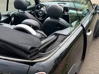 Gebraucht Mini Cooper S Cabriolet 184 PS (135 kW) 2012 Schwarz Cabrio