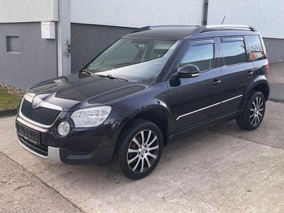 Gebraucht Skoda Yeti Active 105 PS (77 kW) 2012 Schwarz SUV