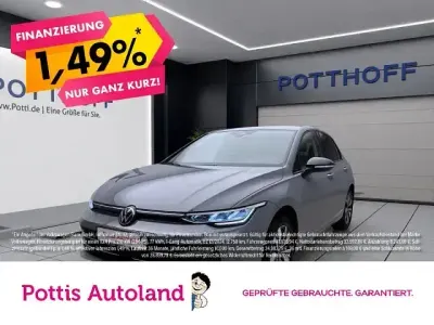 Gebraucht VW Golf VIII Goal 150 PS (110 kW) 2025 Grau Limousine
