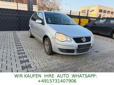 Gebraucht VW Polo Comfortline 64 PS (47 kW) 2005 Silber Limousine