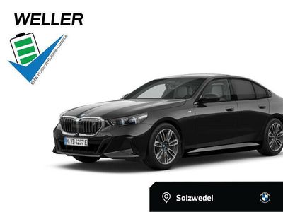 Gebraucht BMW i5 Comfort Edition 250 kW (340 PS) 2024 Black sapphire (schwarz) Limousine