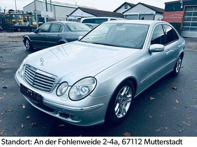 Usata Mercedes E350 272 CV (200 kW) 2005 Argento Berlina