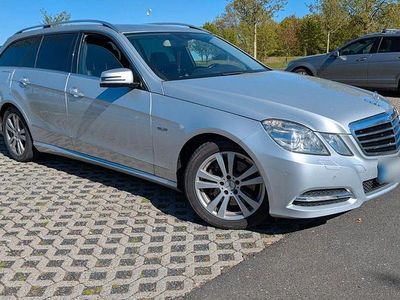 Usata Mercedes E220 Avantgarde 170 CV (125 kW) 2012 Argento Station wagon