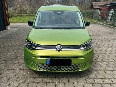 Second-hand VW Caddy Goal 116 CP (85 kW) 2025 Verde Monovolum