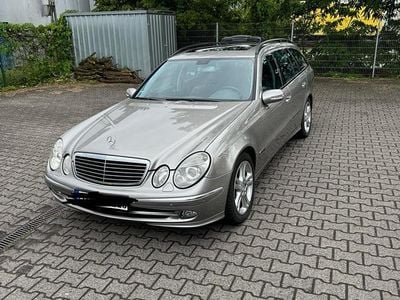 Mercedes E280
