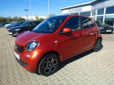 Usata Smart ForFour Passion 90 CV (66 kW) 2019 Rosso Utilitaria
