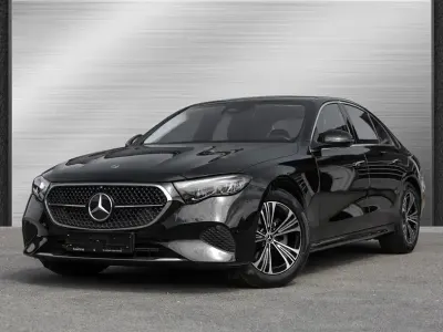 Gebraucht Mercedes E200 Avantgarde 204 PS (150 kW) 2025 Schwarz Limousine