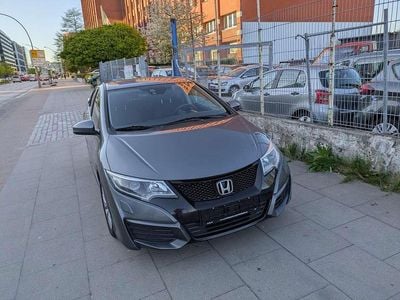 Second-hand Honda Civic Comfort 120 CP (88 kW) 2016 Polished metal m. Berlinǎ