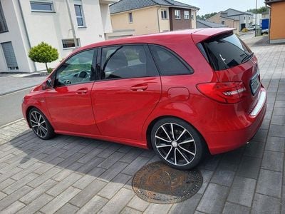 Mercedes B180