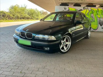 Gebraucht BMW 540 286 PS (210 kW) 1996 Grün Limousine